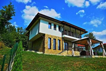Фото номера Вилла Делюкс Виллы Villa Eta г. Априлци 4