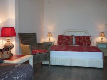 Фото номера Antiquites Brocante Suite Дома для отпуска Boomerang Guest House г. Априлци 7