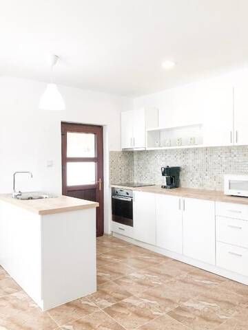 Фото номера Вилла Виллы Wildwood Villa г. Априлци 35