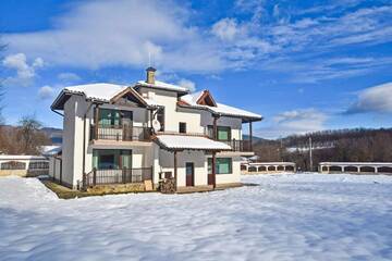 Фото номера Вилла Виллы Wildwood Villa г. Априлци 23